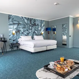 فندق بالاس**** كان